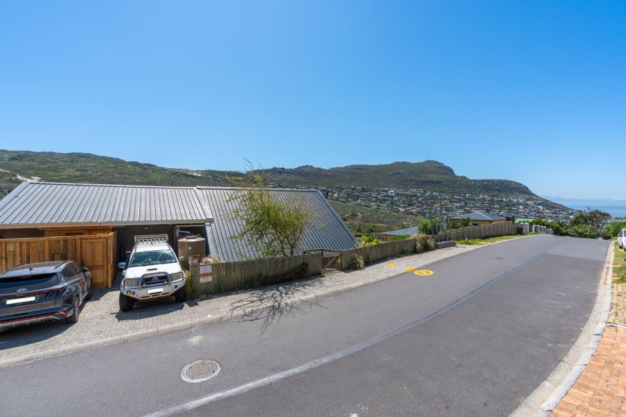 5 Bedroom Property for Sale in Glencairn Western Cape